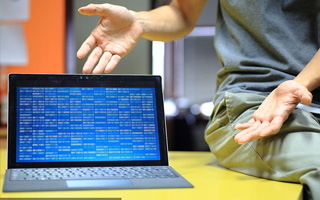 灵宝 mongo排序sort,php如何按顺序排列数组？