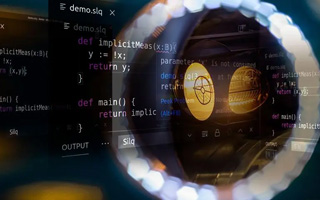 灵宝 ,php声明和调用变量的符号是什么？
